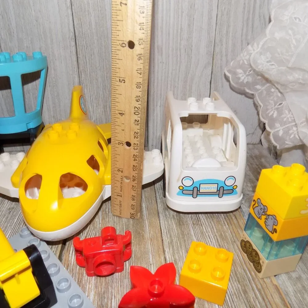 Duplo LEGO MIXED PIECES NONE COMPLETE *